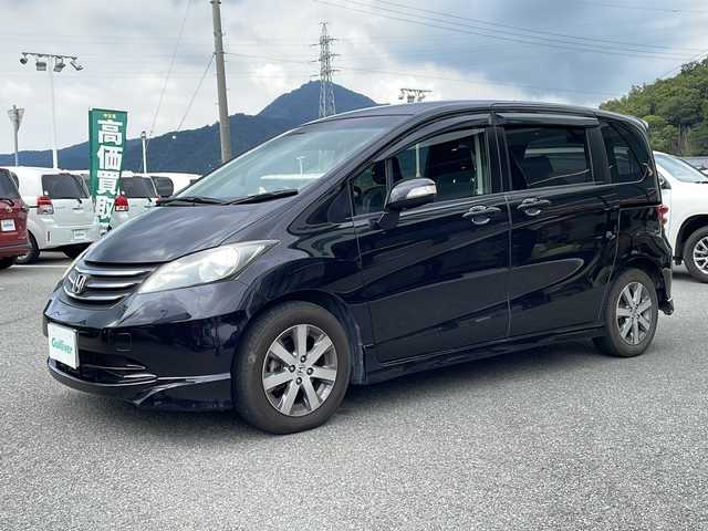 ホンダ フリード Gエアロ ハイウェイエディション 宮城県 2010(平22)年 10.8万km プレミアムブラキッシュパール 登録時走行距離107132km/社外ナビ　/AM・FM・ワンセグTV・CD・DVD・iPod/バックカメラ　/ＥＴＣ　/ドライブレコーダー　/片側パワースライドドア　/純正フロアマット　/ウォークスルー　/純正アルミホイール　/オートライト　/Ｗエアバッグ　/スペアキーあり/ワイパーデアイサー/3列シート