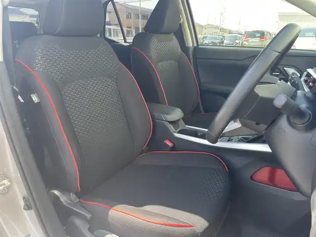 トヨタ ライズ Z 群馬県 2022(令4)年 2.9万km スムースグレーマイカメタリック/ブラック2トーン ワンオーナー/スマートアシスト/・衝突回避支援ブレーキ/・標識認識機能/・先行車発進お知らせ機能/・ブレーキ制御付き誤発進抑制機能/・車線逸脱警報機能/・ふらつき警報機能/・ブラインドスポットモニター/純正SDナビ　NSZT-Y68T/　(CD DVD Bluetooth　フルセグTV SD AM FM)/全方位カメラ/スマートペダル/ビルトインETC2.0/レーダークルーズコントロール/LEDヘッドライト/オートライト/オートマチックハイビーム/前席シートヒーター/社外前後ドライブレコーダー　ユピテルZ300/革巻きステアリング/ステアリングリモコン/オートブレーキホールド/ECOモード・DRIVEモード/横滑り防止/電動格納ウィンカーミラー/純正フロアマット/純正ドアバイザー/スペアキー/取扱説明書/保証書