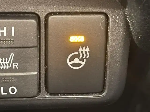 トヨタ シエンタ ハイブリッド ファンベースG 愛知県 2020(令2)年 3.4万km ブラックマイカ ９インチナビ（Bluetooth/フルセグTV/CD/DVD/SD/FM/AM/iPod/USB/HDMI/AUX）/モデリスタフロントエアロ　/被害軽減システム　/両側電動スライドドア　/シートヒーター　/ＥＴＣ　/バッグカメラ/クルーズコントロール/ドライブレコーダー/ステアリングヒーター　/レーンキープアシスト　/オートマチックハイビーム/プッシュスタート