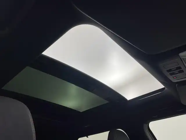 三菱 アウトランダー ＰＨＥＶ P 埼玉県 2024(令6)年 0.3万km ブラックダイヤモンド サンルーフ　純正９インチナビ　マルチアラウンドモニター　ＢＳＭ　ＨＵＤ　黒レザーシート　ＢＯＳＥサウンド　マイパイロット　レーダークルーズ　ステアリングヒーター　メモリシート　ワイヤレス充電　ＬＥＤ