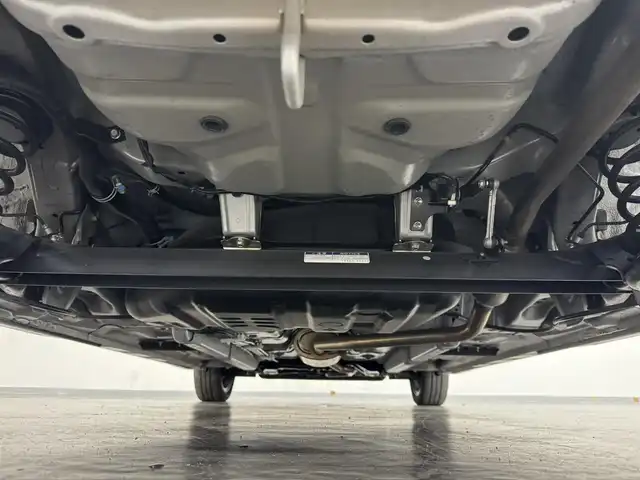 ダイハツ タント カスタム RS SA 三重県 2014(平26)年 2.1万km ブライトシルバーメタリック ガソリン・ターボ/FF/インパネCVT/純正 8インチナビ NSZN-W64DB/（CD/DVD/FM/AM/）/パノラマモニター（全周囲カメラ）/両側パワースライドドア/ドラレコ 前方/スマートアシスト/〇衝突回避支援システム/・衝突回避支援ブレーキ（対車両・対歩行者）/・衝突警報（対車両・対歩行者）/○横滑り防止装置/装備/・プッシュスタート/・スマートキーシステム/・LEDヘッドランプ/・フロントフォグランプ/・フルオートエアコン/・横滑り防止機能/・純正15inAW/・純正フロアマット/・取/ナビ取/・スマートキーx1、メカキーx2/など