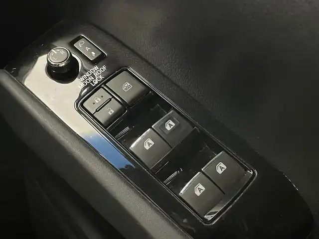 トヨタ ヴェルファイア Z Aエディション ゴールデンアイズ 埼玉県 2016(平28)年 11.5万km バーニングブラッククリスタルシャインガラスフレーク サンルーフ/純正10インチナビ/ CD DVD 地デジTV Bluetooth/バックカメラ/フリップダウンモニター/プリクラッシュセーフティー/レーンディパーチャーアラート/クルーズコントロール/両側パワースライドドア/モデリスタエアロ/ハーフレザーシート/LEDオートライト/ETC2.0