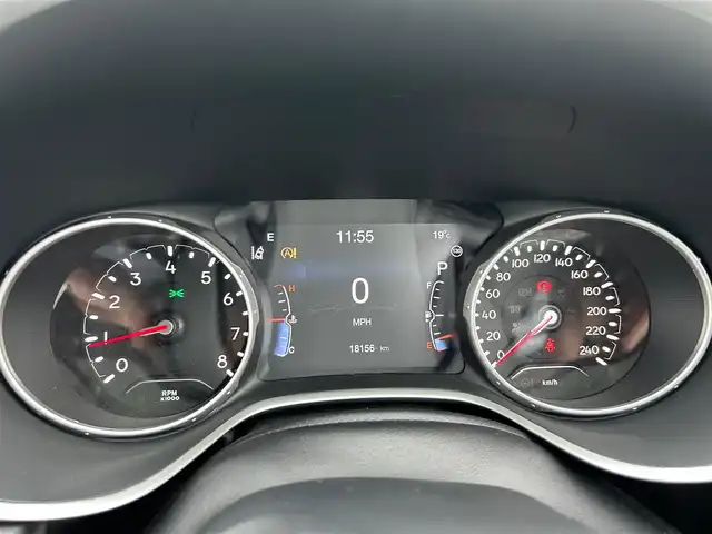 クライスラー・ジープ ジープ コンパス 石川県 2020(令2)年 1.9万km 黒 4WD/純正メモリナビ/　Bluetooth・AM/FM・USB・AUX/Beats Audioプレミアムサウンドシステム/フルセグTV/ETC2.0/バックカメラ/前後ドライブレコーダー/アダプティブクルーズコントロール/シートヒーター（D+N席）/パワーシート（D席）/シートヒーター/ルーフレール/アンチロック・ブレーキ・システム/衝突被害軽減システム/横滑り防止装置/前後コーナーセンサー/レーンキープアシスト/盗難防止装置/パーキングアシスト/アイドリングストップ/エアバッグ（W+サイド）/カーテンエアバッグ/純正アルミホイール/スマートキー