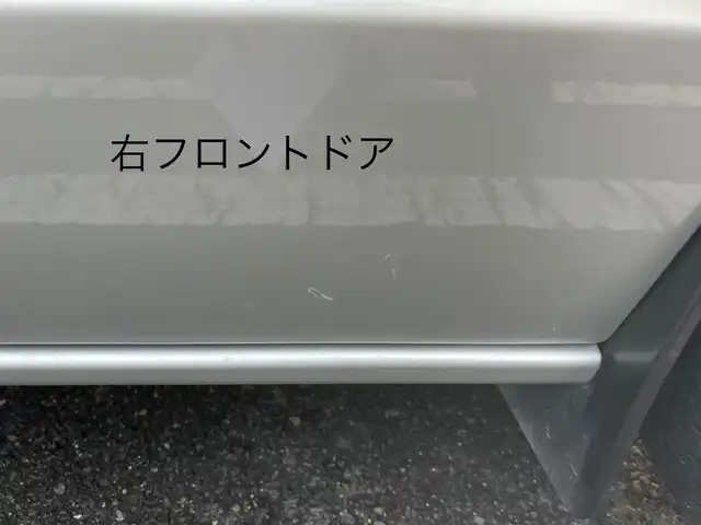 スズキ エブリイ PC 三重県 2023(令5)年 4万km シルキーシルバーメタリック 5MT/ETC/社外ディスプレイオーディオ（Bluetooth/SD/Android　Auto/Apple CarPlay/AM/FM/USB）/ドライブレコーダー（前後）/スズキセーフティサポート（デュアルカメラブレーキサポート/誤発進抑制/後方誤発進抑制/後退時ブレーキサポート/車線逸脱警報/ふらつき警報/先行車発進お知らせ/ハイビームアシスト/エマージェンシーストップシグナル/ヒルホールドコントロール）/バックセンサー（リア）/USB電源ソケット/ボディ同色ドアミラー（電動格納機能/助手席側サイドアンダーミラー付）/ファブリックシート/ヘッドレスト別体シート（前後）/シートバックポケット（助手席）/自発光式アナログメーター/タコメーター/スペアキー