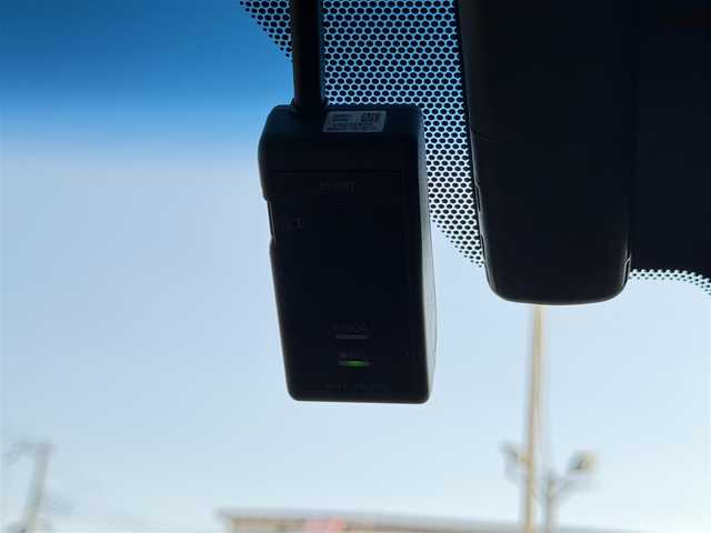 レクサス ＥＳ 300h バージョンL 兵庫県 2019(平31)年 6.4万km ソニッククォーツ サンルーフ/メーカー12.3インチナビ/(CD/DVD/BT/SD/USB/AUX)/フルセグTV/ETC2.0/全周囲カメラ/衝突軽減ブレーキ/レーダークルーズコントロール/前後コーナーセンサー/ブラインドスポットモニター/デジタルインナーミラー/前方ドライブレコーダー/社外レーダー(AR-43GA)/パドルシフト/レザーシート/前席エアーシート/全席シートヒーター/全席パワーシート/パワーシートメモリ機能3/リアサンシェード/LEDヘッドライト/オートライト/オートハイビーム/ステアリングヒーター/ステアリングリモコン/電動リアゲート/電動パーキングブレーキ/オートホールド/スマートキー/スペアキー×1/カードキー×1/nanoe/AC100V/純正ドアバイザー/純正フロアマット/純正18インチアルミ/保証書・取扱説明書