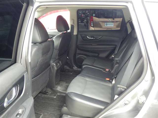 日産 エクストレイル 20Xi Vセレクション 千葉県 2022(令4)年 5.4万km ダークメタルグレー エマージェンシーブレーキ/プロパイロット/インテリジェントクルーズコントロール/各席シートヒーター/純正SDナビ/地デジTV/【DVD/CD再生機能　Bluetooth接続】/アラウンドビューモニター/ドライブレコーダー/革巻きステアリング/ETC/LEDヘッドライト/フォグライト/ウインカーミラー/コーナーセンサー/純正18インチアルミホイル/インテリジェントキー