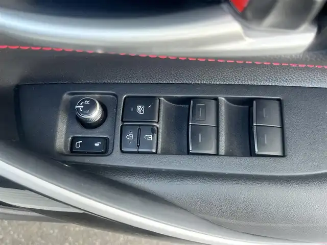 トヨタ カローラ スポーツ ハイブリッドG Z 島根県 2019(令1)年 6万km ホワイトパールクリスタルシャイン ワンオーナー　/社外ＳＤナビ　/フルセグＴＶ　/ＤＶＤ再生　/Ｂｌｕｅｔｏｏｔｈ接続　/バックカメラ　/ＥＴＣ　/レーダークルーズコントロール/衝突軽減ブレーキ/レーンキープアシスト/オートハイビーム／ライト　/スマートキー　/アイドリングストップ/純正LEDヘッドライト　/純正１８インチアルミホイール/純正フロアマット/保証書・取扱説明書/スペアキー1本