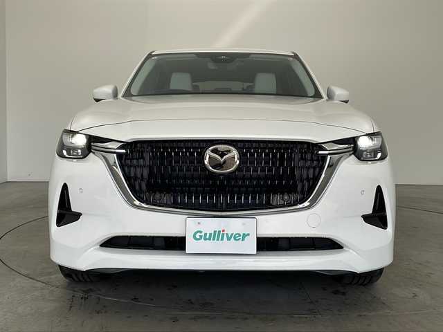 マツダ ＣＸ－６０ XD HV エクスクルーシブモダン 兵庫県 2023(令5)年 2.6万km ロジウムホワイトプレミアムメタリック ・純正ナビ/BT/USB/TV/HDMI/AppleCarPlay/AndroidAuto/・BOSE/・360°ビューモニター/・前後ドライブレコーダー/・ビルトインETC/・スマートシティブレーキサポート/・スマートブレーキサポート/・緊急時車線維持支援/・ドライバー異常時対応システム/・誤発進抑制制御/・前後側方接近車両検知/・車線逸脱警報システム/・レーンキープアシストシステム/・ディスタンス＆スピードアラート/・車間制御/・標識認識システム/・ブラインドスポットモニタリング/・降車時警報/・パーキングセンサー/・ヘッドアップディスプレイ/・レザーシート/・前席パワーシート/・運転席メモリーシート/・全席シートヒーター/・前席ベンチレーション/・ワイヤレス充電/・ステアリングヒーター/・パドルシフト/・プッシュスタート
