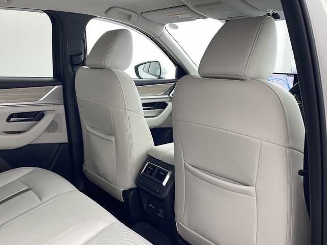 マツダ ＣＸ－６０ XD HV エクスクルーシブモダン 兵庫県 2023(令5)年 2.6万km ロジウムホワイトプレミアムメタリック ・純正ナビ/BT/USB/TV/HDMI/AppleCarPlay/AndroidAuto/・BOSE/・360°ビューモニター/・前後ドライブレコーダー/・ビルトインETC/・スマートシティブレーキサポート/・スマートブレーキサポート/・緊急時車線維持支援/・ドライバー異常時対応システム/・誤発進抑制制御/・前後側方接近車両検知/・車線逸脱警報システム/・レーンキープアシストシステム/・ディスタンス＆スピードアラート/・車間制御/・標識認識システム/・ブラインドスポットモニタリング/・降車時警報/・パーキングセンサー/・ヘッドアップディスプレイ/・レザーシート/・前席パワーシート/・運転席メモリーシート/・全席シートヒーター/・前席ベンチレーション/・ワイヤレス充電/・ステアリングヒーター/・パドルシフト/・プッシュスタート