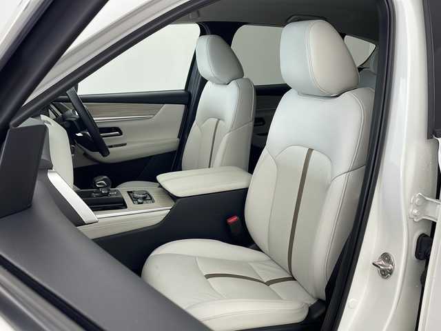 マツダ ＣＸ－６０ XD HV エクスクルーシブモダン 兵庫県 2023(令5)年 2.6万km ロジウムホワイトプレミアムメタリック ・純正ナビ/BT/USB/TV/HDMI/AppleCarPlay/AndroidAuto/・BOSE/・360°ビューモニター/・前後ドライブレコーダー/・ビルトインETC/・スマートシティブレーキサポート/・スマートブレーキサポート/・緊急時車線維持支援/・ドライバー異常時対応システム/・誤発進抑制制御/・前後側方接近車両検知/・車線逸脱警報システム/・レーンキープアシストシステム/・ディスタンス＆スピードアラート/・車間制御/・標識認識システム/・ブラインドスポットモニタリング/・降車時警報/・パーキングセンサー/・ヘッドアップディスプレイ/・レザーシート/・前席パワーシート/・運転席メモリーシート/・全席シートヒーター/・前席ベンチレーション/・ワイヤレス充電/・ステアリングヒーター/・パドルシフト/・プッシュスタート