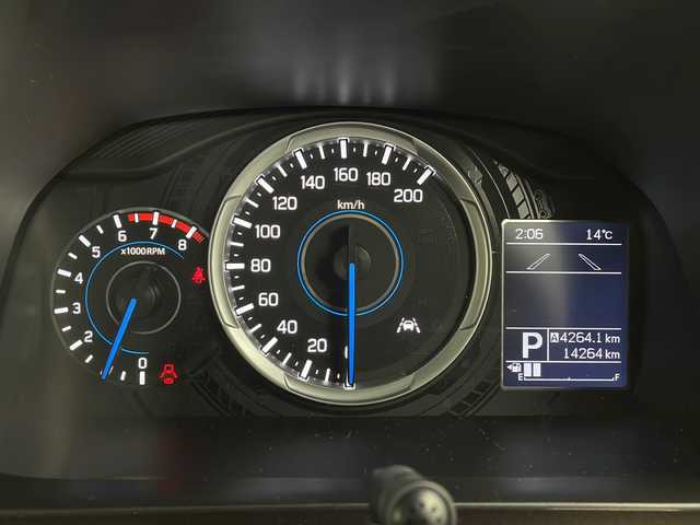 スズキ クロスビー HYBRID MZ 栃木県 2023(令5)年 1.5万km ピュアホワイトP 純正ナビ/・(AM/FM/TV/BT/iPod/CD/DVD)/スズキセーフティサポート/・デュアルセンサーブレーキサポート/・誤発進抑制機能/・車線逸脱抑制機能/・車線逸脱警報機能/・ふらつき警報機能/・先行車発進お知らせ機能/・標識認識機能/禁煙車/ターボ車/コーナーセンサー/アダプティクルーズコントロール/ハーフレザーシート/バックカメラ/前後ドライブレコーダー/ETC/シートヒーター（運転席/助手席）/ワンオーナー/ＬＥＤヘッドライト/純正アルミホイール/電動格納ミラー/アイドリングストップ/スペアキー