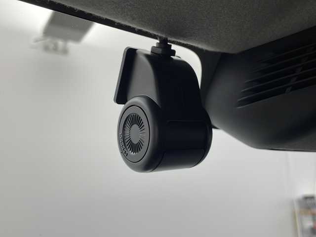 スズキ クロスビー HYBRID MZ 栃木県 2023(令5)年 1.5万km ピュアホワイトP 純正ナビ/・(AM/FM/TV/BT/iPod/CD/DVD)/スズキセーフティサポート/・デュアルセンサーブレーキサポート/・誤発進抑制機能/・車線逸脱抑制機能/・車線逸脱警報機能/・ふらつき警報機能/・先行車発進お知らせ機能/・標識認識機能/禁煙車/ターボ車/コーナーセンサー/アダプティクルーズコントロール/ハーフレザーシート/バックカメラ/前後ドライブレコーダー/ETC/シートヒーター（運転席/助手席）/ワンオーナー/ＬＥＤヘッドライト/純正アルミホイール/電動格納ミラー/アイドリングストップ/スペアキー