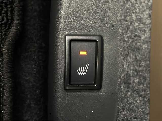 スズキ クロスビー HYBRID MZ 栃木県 2023(令5)年 1.5万km ピュアホワイトP 純正ナビ/・(AM/FM/TV/BT/iPod/CD/DVD)/スズキセーフティサポート/・デュアルセンサーブレーキサポート/・誤発進抑制機能/・車線逸脱抑制機能/・車線逸脱警報機能/・ふらつき警報機能/・先行車発進お知らせ機能/・標識認識機能/禁煙車/ターボ車/コーナーセンサー/アダプティクルーズコントロール/ハーフレザーシート/バックカメラ/前後ドライブレコーダー/ETC/シートヒーター（運転席/助手席）/ワンオーナー/ＬＥＤヘッドライト/純正アルミホイール/電動格納ミラー/アイドリングストップ/スペアキー