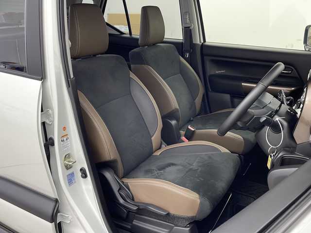 スズキ クロスビー HYBRID MZ 栃木県 2023(令5)年 1.5万km ピュアホワイトP 純正ナビ/・(AM/FM/TV/BT/iPod/CD/DVD)/スズキセーフティサポート/・デュアルセンサーブレーキサポート/・誤発進抑制機能/・車線逸脱抑制機能/・車線逸脱警報機能/・ふらつき警報機能/・先行車発進お知らせ機能/・標識認識機能/禁煙車/ターボ車/コーナーセンサー/アダプティクルーズコントロール/ハーフレザーシート/バックカメラ/前後ドライブレコーダー/ETC/シートヒーター（運転席/助手席）/ワンオーナー/ＬＥＤヘッドライト/純正アルミホイール/電動格納ミラー/アイドリングストップ/スペアキー