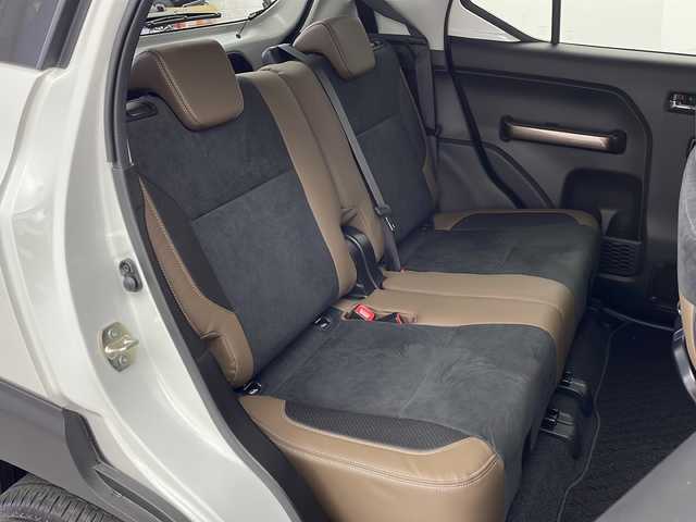 スズキ クロスビー HYBRID MZ 栃木県 2023(令5)年 1.5万km ピュアホワイトP 純正ナビ/・(AM/FM/TV/BT/iPod/CD/DVD)/スズキセーフティサポート/・デュアルセンサーブレーキサポート/・誤発進抑制機能/・車線逸脱抑制機能/・車線逸脱警報機能/・ふらつき警報機能/・先行車発進お知らせ機能/・標識認識機能/禁煙車/ターボ車/コーナーセンサー/アダプティクルーズコントロール/ハーフレザーシート/バックカメラ/前後ドライブレコーダー/ETC/シートヒーター（運転席/助手席）/ワンオーナー/ＬＥＤヘッドライト/純正アルミホイール/電動格納ミラー/アイドリングストップ/スペアキー