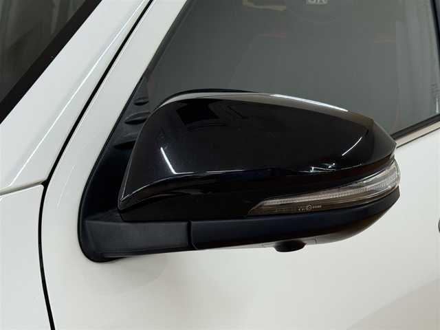 トヨタ ハイラックス Z GRスポーツ 群馬県 2022(令4)年 3.9万km スーパーホワイトⅡ プリクラッシュセーフティ/純正ディスプレイオーディオ（ナビ機能付き）/　　BT/USB/Miracast/パノラミックビューモニター/レーダークルーズコントロール/ダウンヒルアシストコントロール/LEDオートライト/ハーフレザーシート/パワーシート/純正18インチAW/コーナーセンサー/レーンアシスト/パワーヒート/パドルシフト/ステアリングスイッチ/アイドリングストップ/横滑り防止装置/サイド・カーテンエアバッグ/スマートキー/ETC2.0/4WD