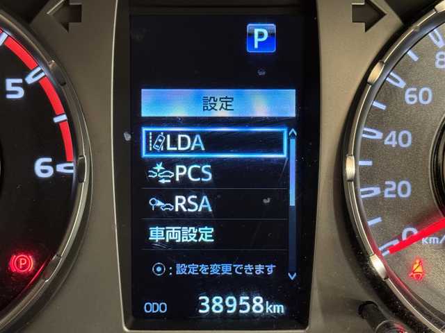 トヨタ ハイラックス Z GRスポーツ 群馬県 2022(令4)年 3.9万km スーパーホワイトⅡ プリクラッシュセーフティ/純正ディスプレイオーディオ（ナビ機能付き）/　　BT/USB/Miracast/パノラミックビューモニター/レーダークルーズコントロール/ダウンヒルアシストコントロール/LEDオートライト/ハーフレザーシート/パワーシート/純正18インチAW/コーナーセンサー/レーンアシスト/パワーヒート/パドルシフト/ステアリングスイッチ/アイドリングストップ/横滑り防止装置/サイド・カーテンエアバッグ/スマートキー/ETC2.0/4WD
