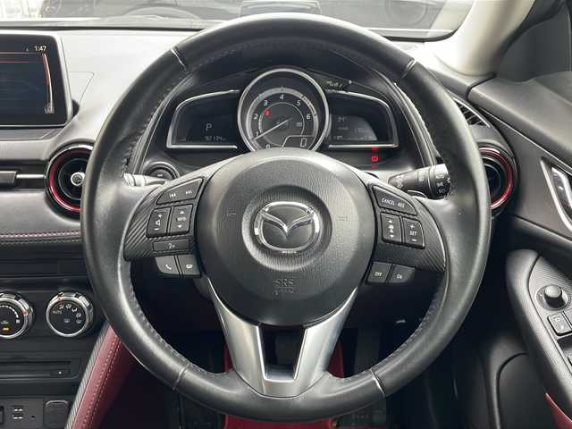 マツダ ＣＸ－３ XD ツーリング 山口県 2015(平27)年 9.3万km セラミックM (株)IDOMが運営する【じしゃロン宇部店】の自社ローン専用車両になります。こちらは現金またはオートローンご利用時の価格です。自社ローンご希望の方は別途その旨お申付け下さい。/純正ナビ　/フルセグＴＶ　/Ｂｌｕｅｔｏｏｔｈ　/バックカメラ　/ドライブレコーダー　/合皮シート　/社外フロアマット　/純正アルミホイール　/レーンキープアシスト　/ＬＥＤヘッドライト　/ドライブレコーダー　/ＥＴＣ