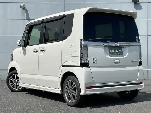ホンダ Ｎ ＢＯＸ カスタム G Lパッケージ 千葉県 2016(平28)年 6万km プレミアムホワイトパールⅡ 純正7インチナビ/Bluetooth/バックカメラ/フルセグTV/ETC/両側パワースライドドア/ドアバイザー/ウィンカーミラー/オートミラー/ステアリングスイッチ/純正フロアマット/HID