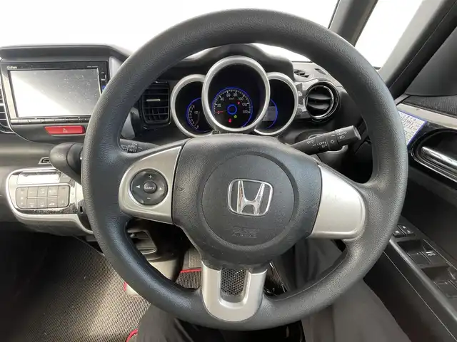 ホンダ Ｎ ＢＯＸ カスタム G Lパッケージ 千葉県 2016(平28)年 6万km プレミアムホワイトパールⅡ 純正7インチナビ/Bluetooth/バックカメラ/フルセグTV/ETC/両側パワースライドドア/ドアバイザー/ウィンカーミラー/オートミラー/ステアリングスイッチ/純正フロアマット/HID