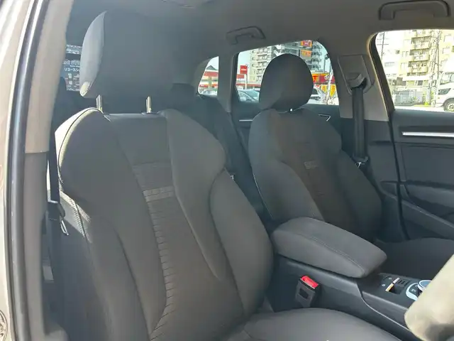 アウディ Ａ３ SB 30TFSI スポーツシグネチャーED 富山県 2020(令2)年 3万km 白 純正メモリナビ/Bluetooth接続/AM/FMラジオ/CD再生/バックカメラ/アイドリングストップ/ACC/USB接続/qi充電/プッシュスタート/ETC2.0/スマートキー/前後ドラレコ/バーチャルコックピット/D/N席シートヒーター/D/N席パワーシーター/パークアシスト