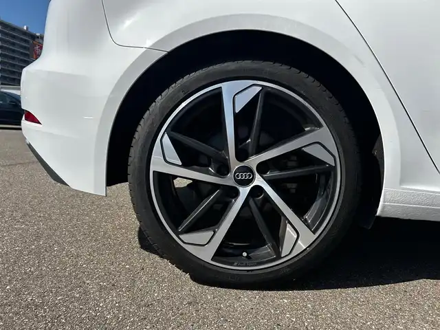 アウディ Ａ３ SB 30TFSI スポーツシグネチャーED 富山県 2020(令2)年 3万km 白 純正メモリナビ/Bluetooth接続/AM/FMラジオ/CD再生/バックカメラ/アイドリングストップ/ACC/USB接続/qi充電/プッシュスタート/ETC2.0/スマートキー/前後ドラレコ/バーチャルコックピット/D/N席シートヒーター/D/N席パワーシーター/パークアシスト