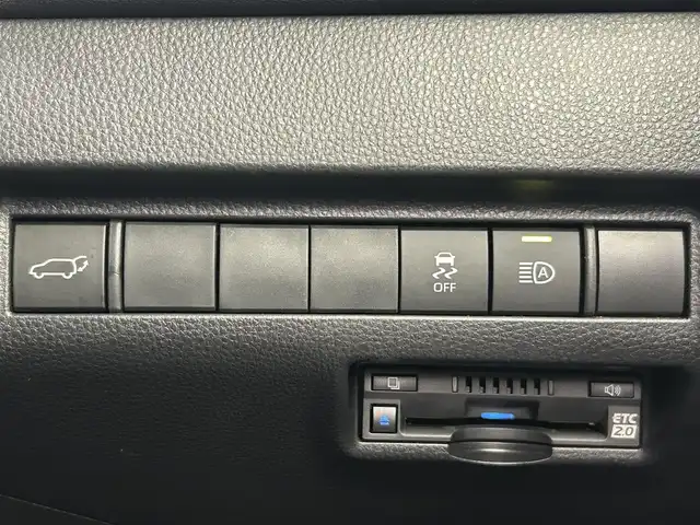 トヨタ ハリアー ハイブリッド Z 千葉県 2021(令3)年 2.3万km ブラック セーフティセンス/・プリクラッシュセーフティ/・レーントレーシングアラート/・レーダークルーズコントロール/・アダプティブハイビームシステム/・ロードサインアシスト/純正12.3インチディスプレイ/・JBLプレミアムサウンド/・フルセグTV/・Bluetooth/・ETC2.0/デジタルインナーミラー/ブラインドスポットモニター/スマートキー/コーナーセンサー/LEDヘッドライト/パワーシート