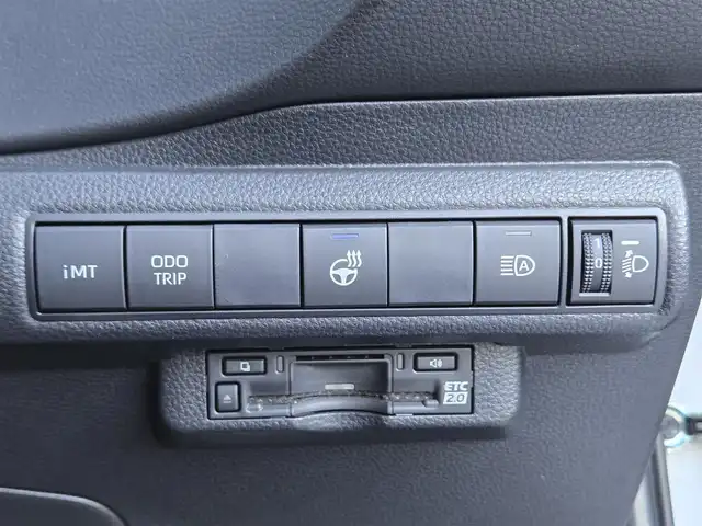 トヨタ ＧＲカローラ RZ 東京都 2024(令6)年 0.9万km プラチナホワイトパールマイカ 4WD/6MT/純正ディスプレイオーディオ/コネクトナビ/フルセグテレビ/トヨタセーフティセンス/純正BBS製18インチアルミホイール/カラードキャリパー/シートヒーター/ETC2.0/ハンドルヒーター/オートマチックハイビーム/レーダークルーズコントロール/GR純正フロアマット/カーボンルーフ/3本出しマフラー