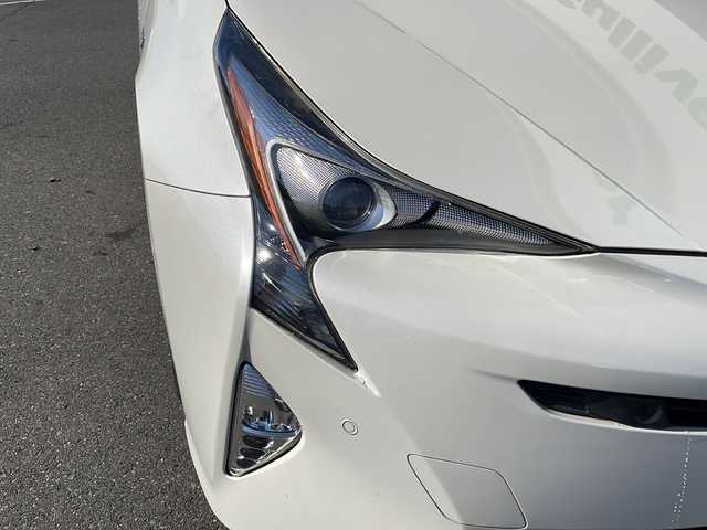 トヨタ プリウス Sセーフティプラス 茨城県 2016(平28)年 8.6万km ホワイトパールクリスタルシャイン 純正SDナビ(Bluetooth/バックカメラ/フルセグTV/CD/DVD)/横滑り防止装置/クルーズコントロール/コーナーセンサー/レーンキープアシスト/LEDオートライト/オートマチックハイビーム/カーテンエアバッグ/パーキングアシスト/スマートキー/冷房AAC/USB入力端子/ドライブレコーダー/純正フロアマット/15インチアルミホイール