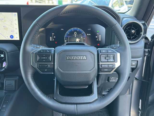 トヨタ ランドクルーザー ２５０ VX 大阪府 2024(令6)年 0.3万km アバンギャルドブロンズメタリック ワンオーナー/純正ナビ（Bluetooth/AM・FM/フルセグTV）/モデリスタエアロ（フロント・リア・サイド）/モデリスタアルミホイール/全周囲カメラ/サンルーフ/デジタルインナーミラー/ドライブレコーダー/ETC2.0/HDMI/シートヒーター/エアーシート（運転席・助手席）/プロジェクションカーテシイルミ/ルーフレール/ブラインドスポットモニター/レーダークルーズコントロール/レーンディパーチャーアラート/プリクラッシュセーフティ/クリアランスソナー