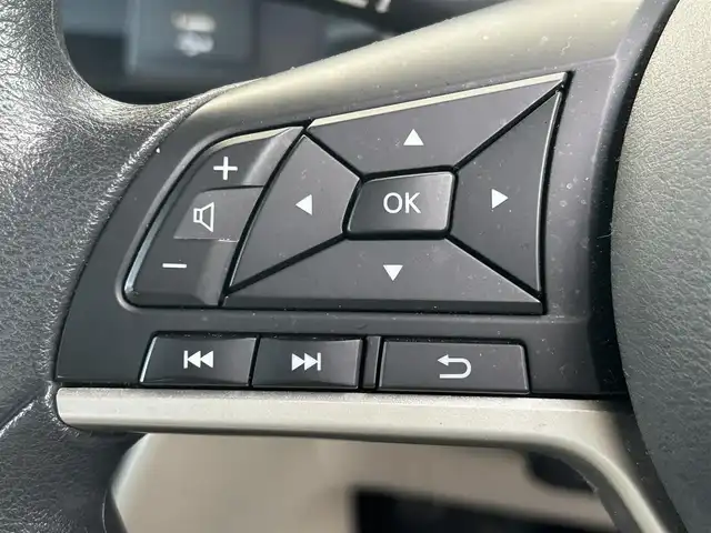 日産 ルークス X 埼玉県 2022(令4)年 0.9万km ベージュ 登録時走行距離8245km/ワンオーナー/純正ナビ（フルセグTV/AM/FM/BT）/F/B/S/全方位カメラ/片側パワースライドドア/コーナーセンサー前後/アイドリングストップ/純正ドライブレコーダー（前）/ビルトインETC/純正ドアバイザー/ステアリングスイッチ/プッシュスタート/スマートキー/スペアキー2本/保証書/車両/ナビ取扱説明書