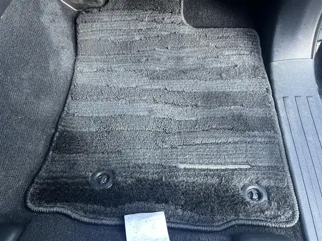 トヨタ ランドクルーザー プラド TX 栃木県 2018(平30)年 6.9万km ブラック トヨタセーフティセンス/・プリクラッシュセーフティ/・レーンディパーチャーアラート/・オートマチックハイビーム/・レーダークルーズコントロール/純正9インチSDナビ/・フルセグTV/・CD/DVD/BT/・SD/AM.FM/バックカメラ/ビルトインETC/ウッドコンビハンドル/ステアリングスイッチ/4WD/革調シートカバー/スマートキー/プッシュスタート/LEDヘッドライト/フォグランプ/オートライト/リアスモークフィルム/社外17インチAW/純正フロアマット/ドアバイザー/ルーフレール/横滑り防止システム/電動格納ウィンカーミラー