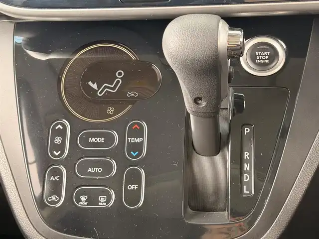 三菱 ｅＫスペース カスタムT e－アシスト 神奈川県 2015(平27)年 7.1万km ショコラブラウンP ・ターボ　/・衝突軽減ブレーキ　/・両側パワースライドドア　/・社外ナビＴＶ（Ｂｌｕｔｏｏｔｈ／ＤＶＤ／ＳＤ／フルセグ）/・バックカメラ　/・後席サーキュレーター　/・後席サンシェード/・純正ＬＥＤヘッドライト　/・スマートキー