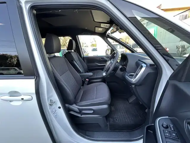 トヨタ ノア S－G 東京都 2024(令6)年 1万km ホワイトパールクリスタルシャイン 純正SDナビ/・Bluetoothオーディオ/USBオーディオ/・AppleCarPlay/AndroidAuto/バックカメラ/両側パワースライドドア/ビルトインETC2.0/純正フロアマット/取扱説明書/保証書/スペアキー1本