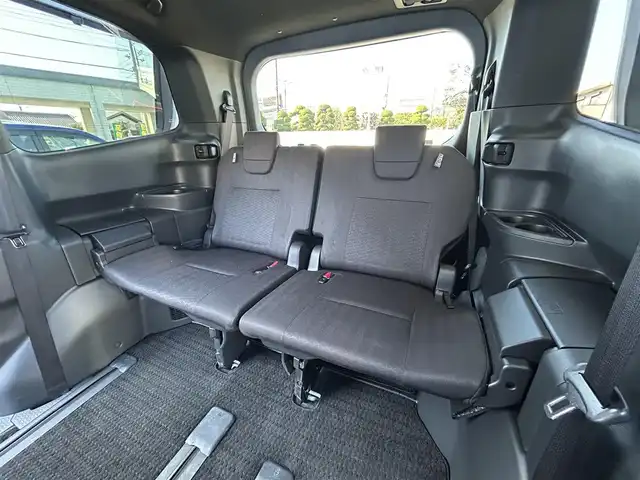 トヨタ ノア S－G 東京都 2024(令6)年 1万km ホワイトパールクリスタルシャイン 純正SDナビ/・Bluetoothオーディオ/USBオーディオ/・AppleCarPlay/AndroidAuto/バックカメラ/両側パワースライドドア/ビルトインETC2.0/純正フロアマット/取扱説明書/保証書/スペアキー1本