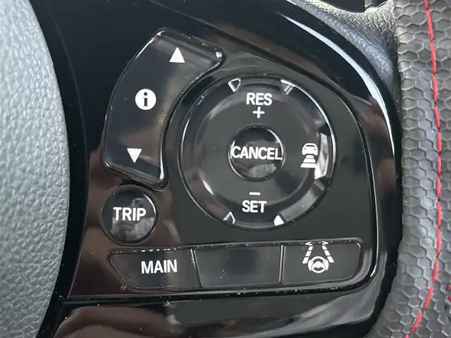 ホンダ Ｎ ＢＯＸ カスタム L ターボ 福岡県 2023(令5)年 0.5万km プレミアムサンライトホワイトパール 禁煙車/ワンオーナー/純正ディーラーナビ（Gathers）/CD/DVD/SD/Bluetooth／フルセグTV/ホンダセンシング/バックカメラ/レーダークルーズコントロール/純正15インチアルミホイール/純正LEDオートライト/純正LEDフォグ/純正フロアマット/両側パワースライドドア/レーンキープアシスト/パドルシフト/クリアランスソナー/オートエアコン/スマートキー/プッシュエンジンスタート/スペアキー/保証書/取扱説明書