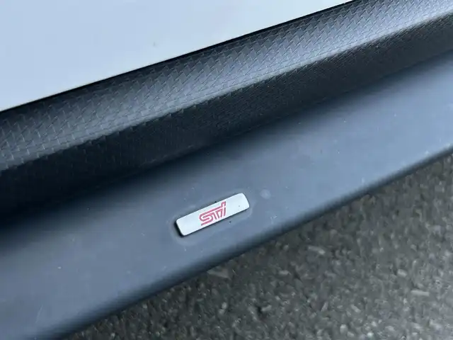 スバル ＷＲＸ Ｓ４ STIスポーツアイサイト 東京都 2019(令1)年 3.1万km クリスタルホワイトP ワンオーナー/STiフロントアンダースポイラー/パナソニック製8インチナビ〈純正〉/・Bluetoothオーディオ/・フルセグTV/・バックカメラ/ETC2.0/ドライブレコーダー/レーダークルーズコントロール/衝突被害軽減ブレーキ/操舵支援/ブラインドスポットモニター/純正レカロパワーシート/シートヒーター/LEDヘッドライト/純正18インチアルミホイール/スマートキー/スペアキー