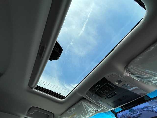 トヨタ アルファード S Cパッケージ 静岡県 2022(令4)年 1.9万km ホワイトパールクリスタルシャイン ●純正ナビ/(フルセグ/Bluetooth)/●レザーシート/●1、2列目シートヒーター/●バックカメラ/●レーダークルーズコントロール/●衝突被害軽減システム/●レーンキープアシスト/●前後コーナーセンサー/●電動パーキングブレーキ/●オートブレーキホールド/●三眼LEDライト＆フォグランプ/●オートライト/●オートマチックハイビーム/●コンビステアリング/●ステアリングスイッチ/●ステアリングヒーター/●ETC/●12インチフリップダウンモニター/●前後ドライブレコーダー/●デジタルルームミラー/●電動リアゲート/●100V充電/●純正18インチアルミホイール/●W＋サイド＋カーテンSRS＋ABS