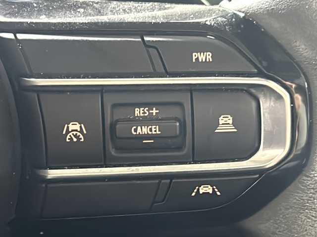 スズキ スペーシア カスタム HYBRID XS ターボ 沖縄県 2024(令6)年 1.7万km フェニックスレッドパール/ブルーイッシュブラックパール 禁煙車　/純正９インチナビ　/BT/フルセグTV/ラジオ/カープレイ/全方位カメラ　/社外ドライブレコーダー　/レーダークルーズコントロール/ステアリングヒーター　/オートホールド/ヘッドアップディスプレイ　/レザーシートカバー　/シートヒーター　/オットマン　/両側パワースライドドア　/衝突軽減　/前後コーナーセンサー/純正LEDヘッドライト