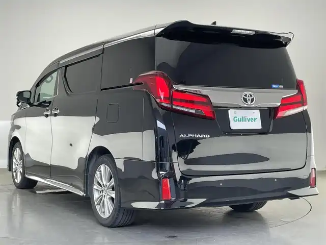 トヨタ アルファード S タイプゴールド 愛知県 2021(令3)年 6.8万km ブラック 純正ＤＡナビ　フルセグＴＶ　Ｂｌｕｅｔｏｏｔｈ　純正１２．１型後席モニター　デジタルインナーミラー　バックカメラ　ＢＳＭ　ハーフレザー　両側パワースライドドア　ハーフレザー　衝突軽減　追従クルコン　コーナーセンサー　AC100V電源　純正ドラレコ　キャンセラー　スペアタイヤ　LEDオートライト　フォグランプ　オットマン　パワーバックドア　保証書　取説　ワンオナ　禁煙車