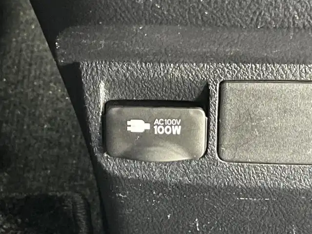 トヨタ アルファード S タイプゴールド 愛知県 2021(令3)年 6.8万km ブラック 純正ＤＡナビ　フルセグＴＶ　Ｂｌｕｅｔｏｏｔｈ　純正１２．１型後席モニター　デジタルインナーミラー　バックカメラ　ＢＳＭ　ハーフレザー　両側パワースライドドア　ハーフレザー　衝突軽減　追従クルコン　コーナーセンサー　AC100V電源　純正ドラレコ　キャンセラー　スペアタイヤ　LEDオートライト　フォグランプ　オットマン　パワーバックドア　保証書　取説　ワンオナ　禁煙車