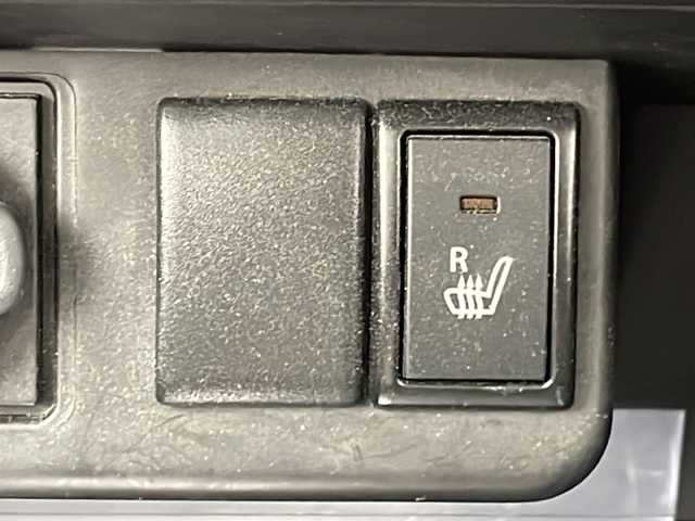 スズキ アルト ハイブリッドS 沖縄県 2022(令4)年 5.8万km ソフトベージュメタリック 社外ディスプレイオーディオ　（FH-8500DVS）/ＡＭ／ＦＭ　/Ｂｌｕｅｔｏｏｔｈ　/ＡＵＸ　/シートヒーター　/前後ドラレコ　/コーナーセンサー　/アイドリングストップ　/電格ミラー　/衝突被害軽減　/横滑り防止装置　/盗難装置　/オートライト/純正フロアマット/保証書/取扱説明書