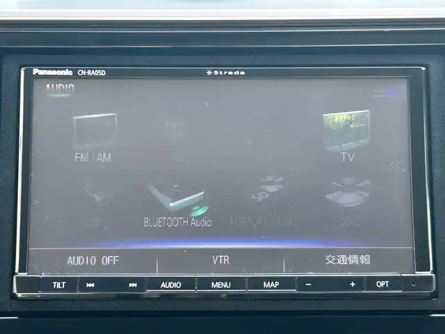 ホンダ フィット ハイブリット F 道東・釧路十勝 2017(平29)年 8.8万km プレミアムクリスタルレッドM 4WD/寒冷地仕様/ナビ　/　(AM/FM/CD/DVD/BT)/ビルトインETC/バックカメラ/社外15インチAW/純正フロアマット/ドアバイザー/アイドリングストップ/コーナーセンサー/オートライト/ライトレベライザー/フォグランプ/盗難防止装置/ABS/横滑り防止装置