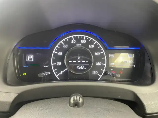 日産 ノート e－パワー X 岡山県 2018(平30)年 4.1万km ガーネットレッド 純正SDナビ/型番:MM318D-W/（CD/DVD/BT/TV)/アラウンドビューモニター/デジタルインナーミラー/エマージェンシーブレーキ/ETC/オートライト/コーナーセンサー/レーンキープアシスト（前後）/純正フロアマット/純正ドアバイザー/純正15インチアルミ/ISOFIX