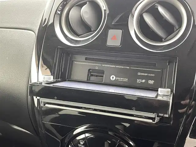 日産 ノート e－パワー X 福井県 2018(平30)年 4.1万km ガーネットレッド 純正ナビ/CD/DVD/Bluetooth/フルセグ/アラウンドビューモニター/バックカメラ/デジタルインナーミラー/エマージェンシーブレーキ/ETC/オートライト/コーナーセンサー/レーンキープアシスト（前後）/横滑り防止装置/衝突軽減システム/フロアマット/ドアバイザー