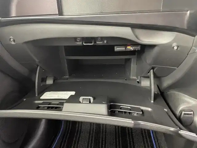 日産 ノート e－パワー X 福井県 2018(平30)年 4.1万km ガーネットレッド 純正ナビ/CD/DVD/Bluetooth/フルセグ/アラウンドビューモニター/バックカメラ/デジタルインナーミラー/エマージェンシーブレーキ/ETC/オートライト/コーナーセンサー/レーンキープアシスト（前後）/横滑り防止装置/衝突軽減システム/フロアマット/ドアバイザー