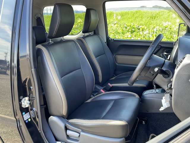 スズキ ジムニー ランドベンチャー 新潟県 2015(平27)年 5.5万km ブルーイッシュブラックパール3 4WD/社外SDナビ(CN-R300D)/CD/DVD/BT/フルセグテレビ/ETC/半革シート/運転席シートヒーター /ミラーヒーター/リモコンキー /フォグランプ/純正16インチアルミホイール