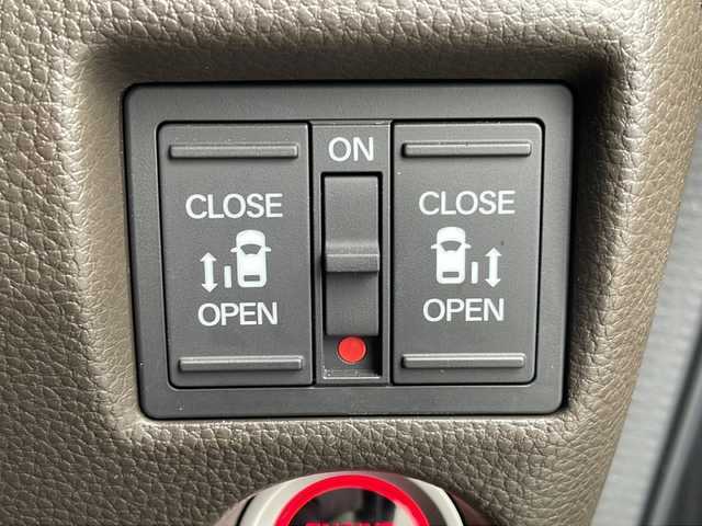 ホンダ Ｎ ＢＯＸ L 長野県 2023(令5)年 0.9万km クリスタルブラックパール ホンダセンシング/Gathers純正9インチナビ（LXU-237NBi）/FM・AM・DVD・CD・フルセグTV・BT/AppleCarPlay対応/バックカメラ/レーダークルーズコントロール/両側パワースライドドア/電動パーキング/ブレーキホールド/コーナーセンサー/シートヒーター/LEDヘッドライト/オートハイビーム/オートライト/ウィンカーミラー/プッシュスタート/スマートキー/スペアキー