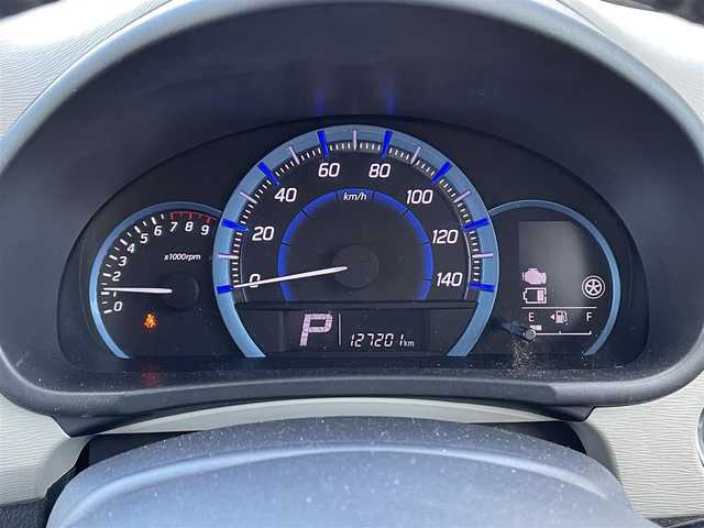 スズキ ワゴンＲ FZ 道央・札幌 2016(平28)年 12.8万km クリスタルホワイトP (株)IDOMが運営する【じしゃロン札幌豊平店】の自社ローン対象車両になります。こちらは現金ご利用時の価格です。/自社ローンご希望の方は別途その旨お申付け下さい。/プッシュスタート/社外ナビ・フルセグTV/シートヒーター/HID