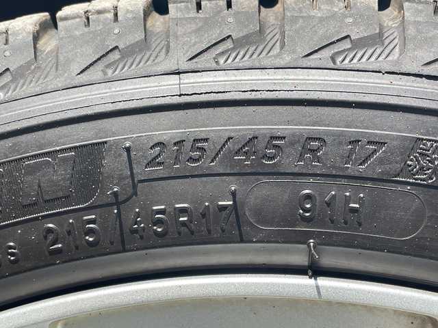 スバル レガシィ ツーリングワゴン 2．0GT EyeSight 青森県 2009(平21)年 17.3万km サテンホワイトパール 4WD・ターボ/純正ナビ・フルセグTV/CD・DVD・Bluetooth・HDD・SD/バックカメラ/前席パワーシート/ビルトインETC/アイサイト/プリクラッシュブレーキ/追従クルーズコントロール/パドルシフト/STIタワーバー/HIDヘッドライト/LEDフォグランプ/社外17インチアルミ/プッシュスタート/スマートキー